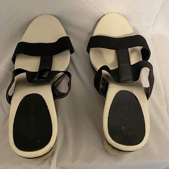 ANN MARINO Wedge Sandals Like New!! Worn once. - Picture 6 of 8